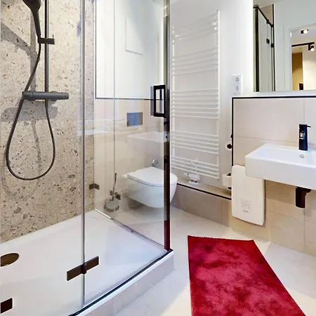 03 No 8a Boardinghouse 公寓 鲁纳